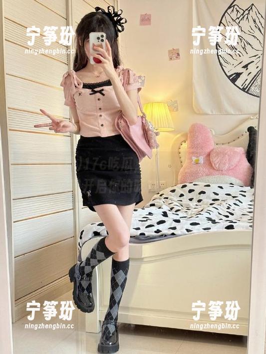 17c吃瓜 17c吃瓜,有链接就有瓜,随时开启你的吃瓜模式!