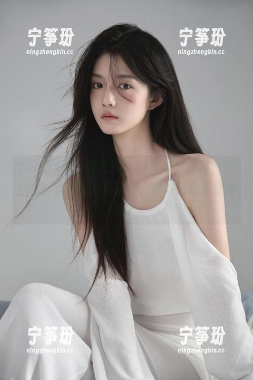 别犹豫，17吃瓜网官网，带你体验永久的八卦风暴，随时随地来波好的！