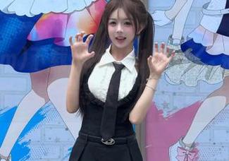 下载ncyy51.com，别怪我提醒你：草长得快，瓜也能长成！