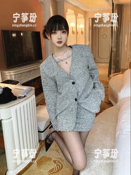 91黑料 瓜都快成资源了,我在91黑料嗖嗖吃个不停