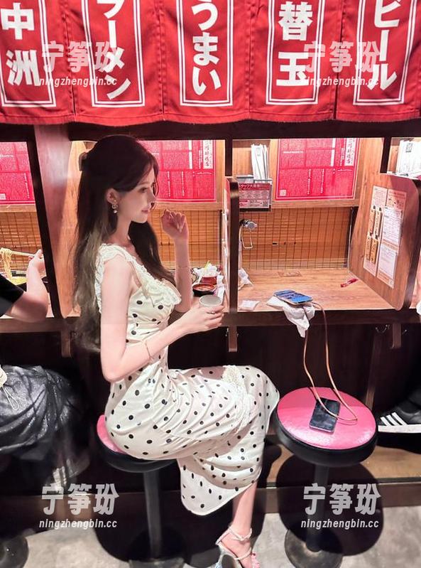 毁于更新？hl02官网的界面，黯淡无光…