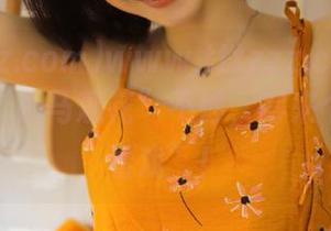 www.tttzzz.com首页：看来“走马观花”不够，得来个“吃瓜看戏”！