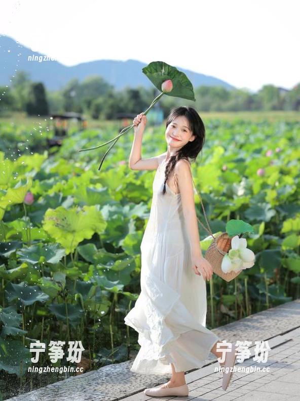 “www.tttzzz.com，”一个神秘的名字，直达你脑海深处的八卦雷达！