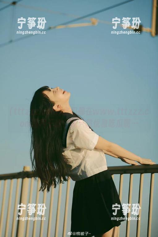 tttzzz.com 你们都在www.tttzzz.com官网干啥?我只想优雅吃瓜啊…