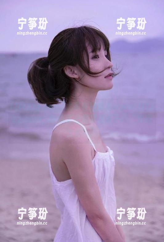 tttzzz.com 大家在线快来www.tttzzz.com,吃瓜前还是要送点子:“欢迎光临!”