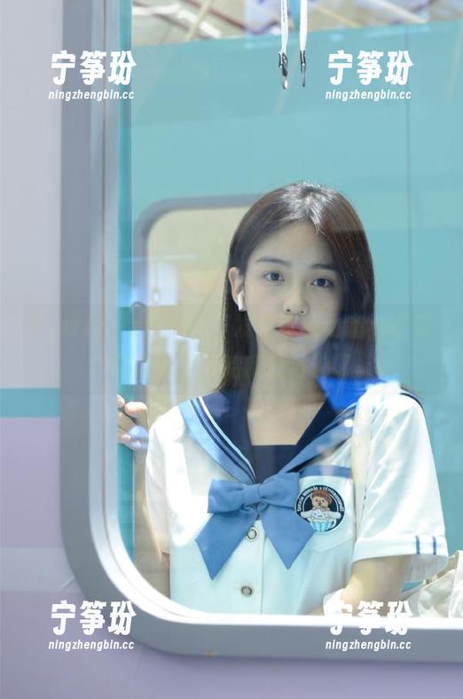 “zztt01”发布奇葩动态，吃瓜群众们又开始疯狂讨论了