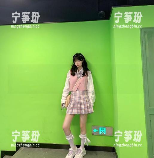 当你想分享九色91黑料时，朋友总在怀疑你脑袋被门夹了！