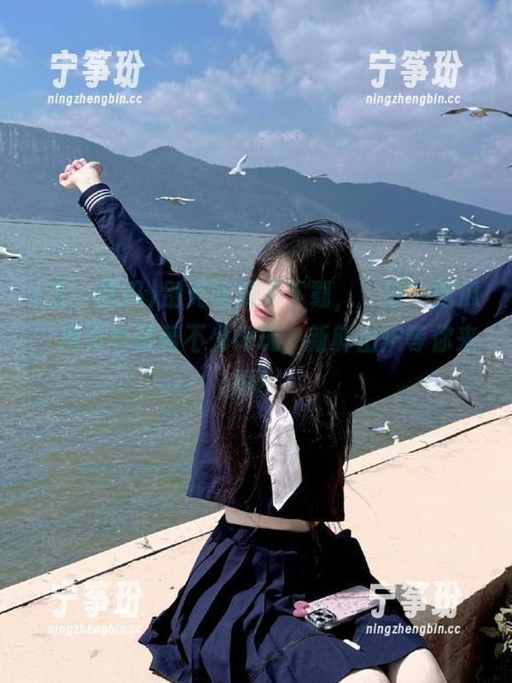 五一吃瓜 别光吃瓜不下载,“五一吃瓜”网页也藏着不少好玩,新鲜出炉等你来嗦!