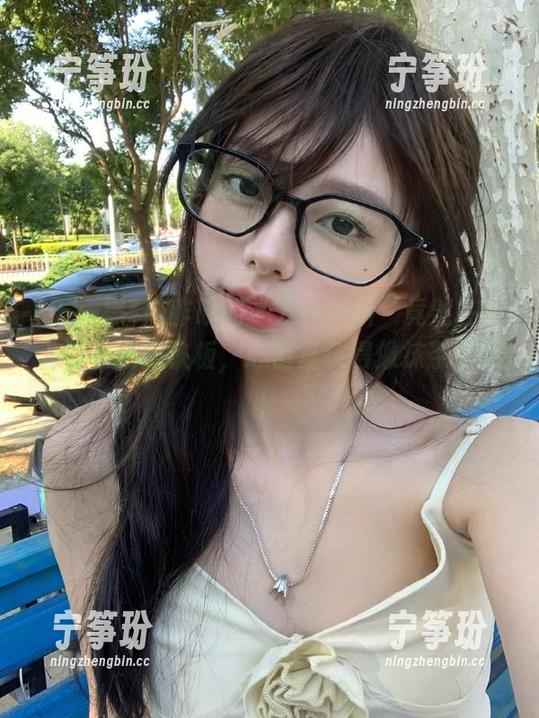 昨晚的“五一黑料”竟然在“入口”踢到铁板，心情复杂得像抹茶蛋糕！