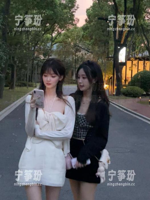 突然觉得还是“五一黑料正能量”发布的猛料更有劲，太带感了！