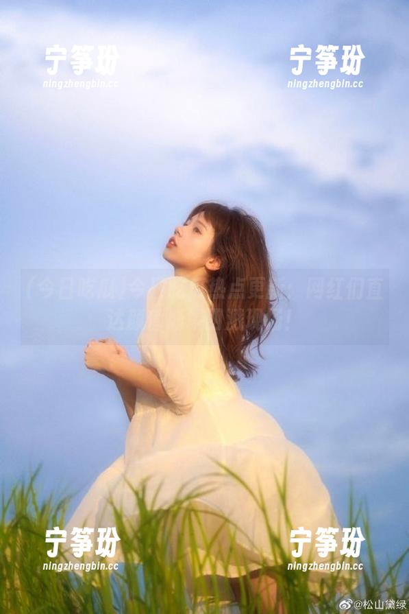 今日吃瓜热点更新：网红们直达颜值崩塌四溅现场！
