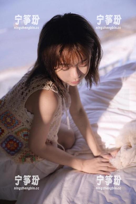 登录冲哥黑料，心里想着page3会不会“承包”我的八卦？