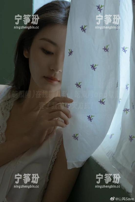 在线聊八卦，吃瓜网app默默改变了我的聊天方式！