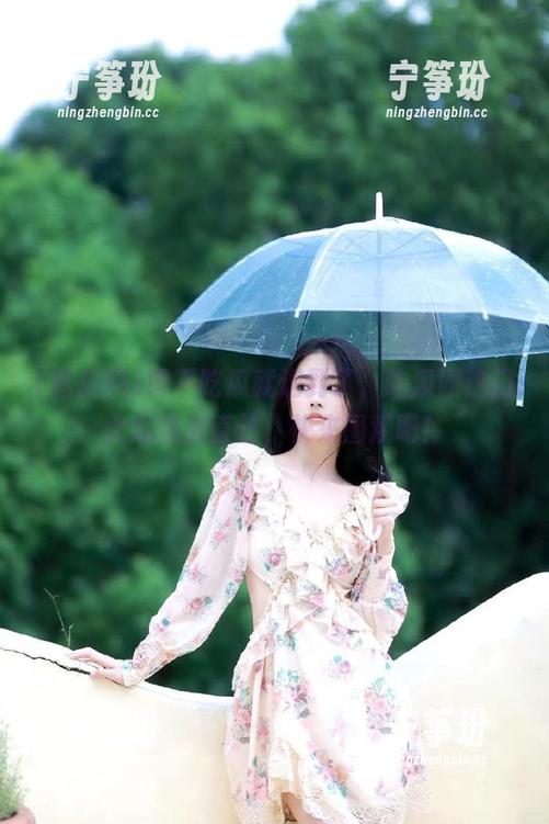 再不吃瓜就迟到了，吃瓜网热门大瓜视频直达，快来围观吧！
