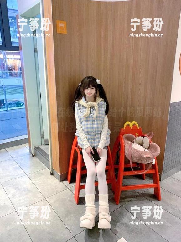 在线求求你，给个吃瓜网站，别让我一个人发呆。