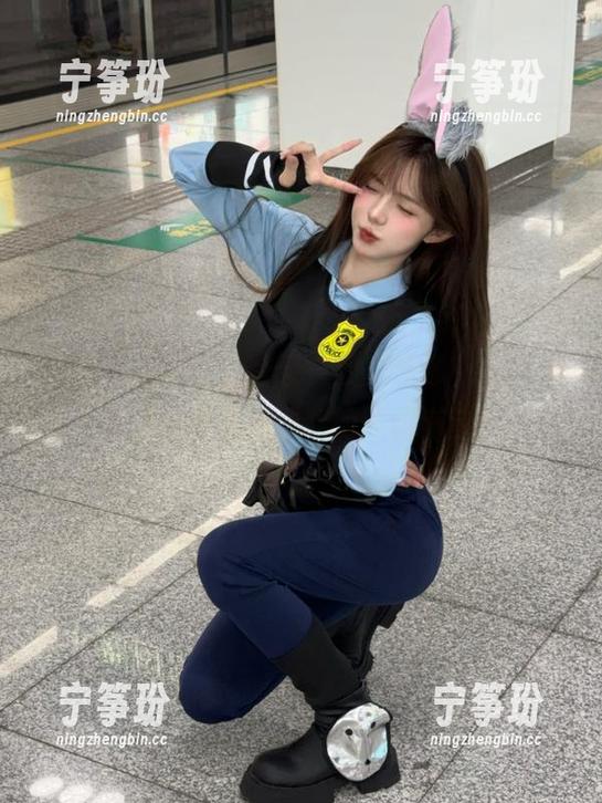 我要吃瓜 听说登录“我要吃瓜”,可以提前尝到最新爆料的酸甜滋味?