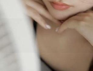 “我要吃瓜网”app的走心评论区，真让人感觉找到知音了。