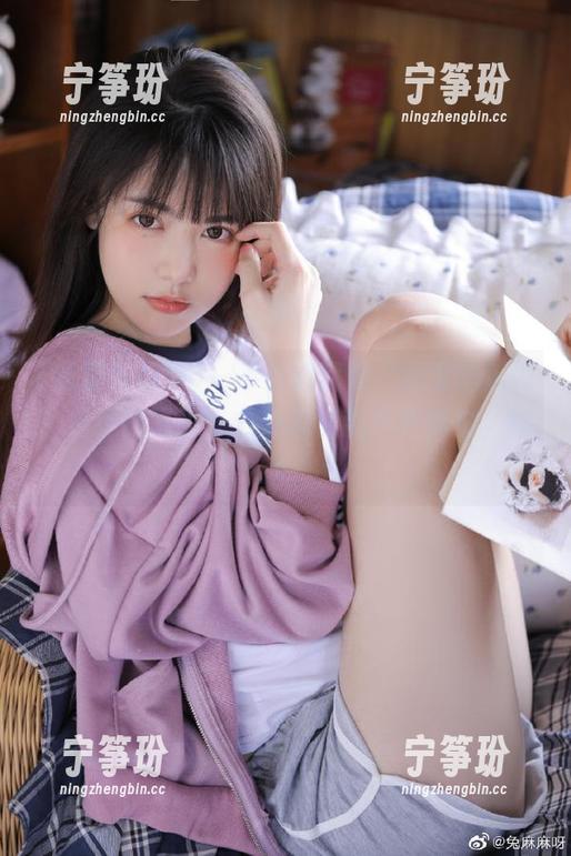 我要吃瓜网 一不小心就被“我要吃瓜网”传送门吸引,八卦潮流我不想错过,嘿嘿。