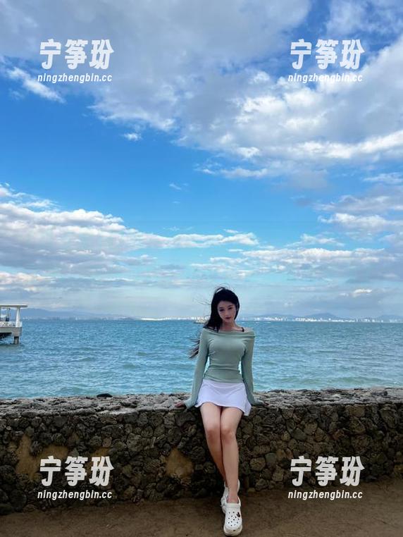 扒哥黑料 啊,这网页也太“扒哥黑料”了吧,滚动过程中我都快掉进黑料深渊了。