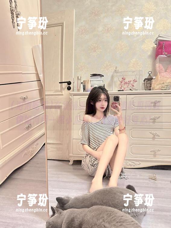 在线捕捉黑料，泡泡吃瓜网教你如何用一根小瓜杖撩拨你的好奇心！