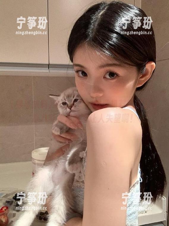 眼见为实，黑哥扒料链接了一堆八卦，果然没让人失望啊！