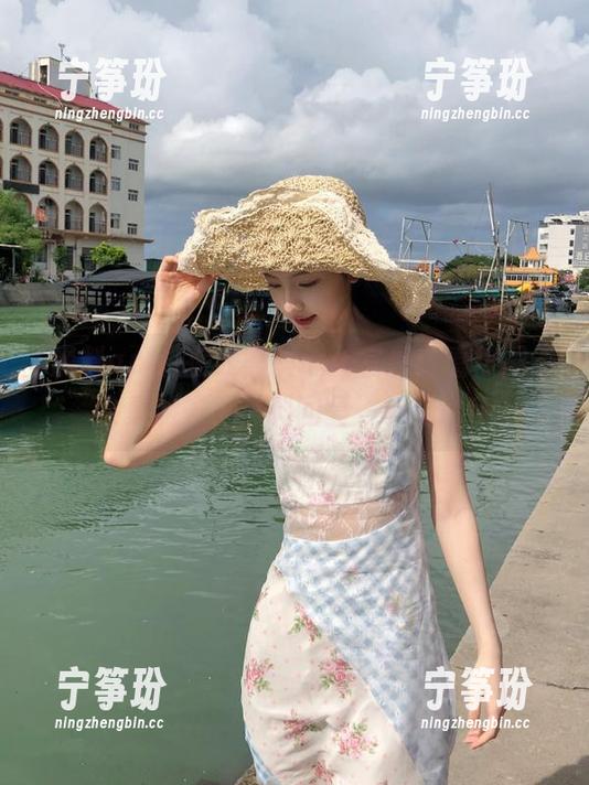 在线黑料app官网：看热闹不会素脸去，黑料回复一针见血！