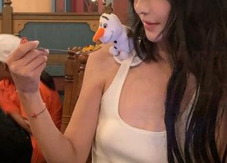 一键链接，黑料不打烊tttzzz2025破解版，瓜一口接一口！