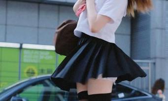 啊,黑料正能量app的完整板会员好像是个无底洞,不小心就掉进去了……