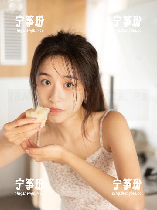 我在黑料网官网晃来晃去，只为那难以捉摸的app下载！