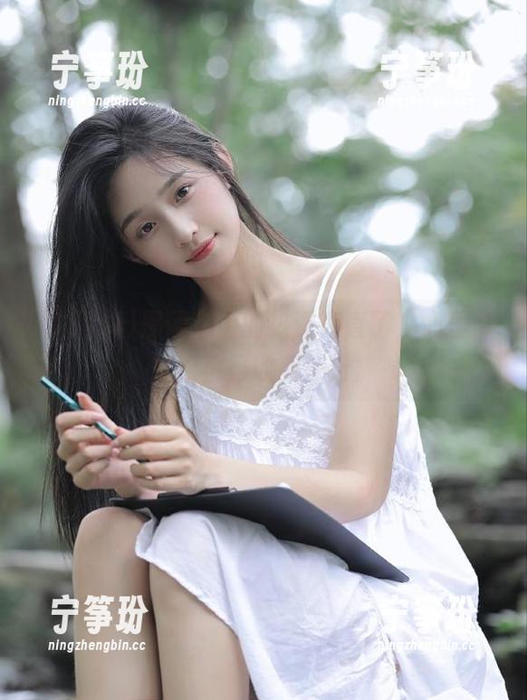 黑网料 黑网料上的热评简直了,心里默默给自己收藏一份。